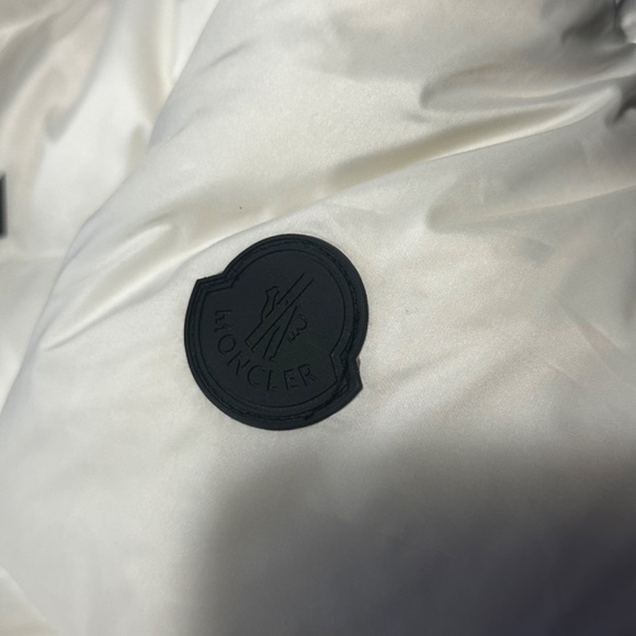 Moncler Down puffer jacket - Picture 3 of 3